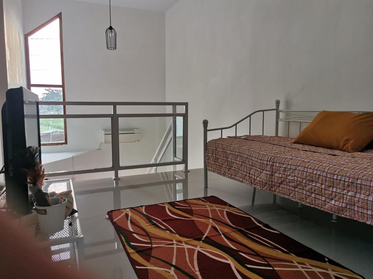 Ambarukmo Green Hill / Ma 8 Yogyakarta Eksteriør billede